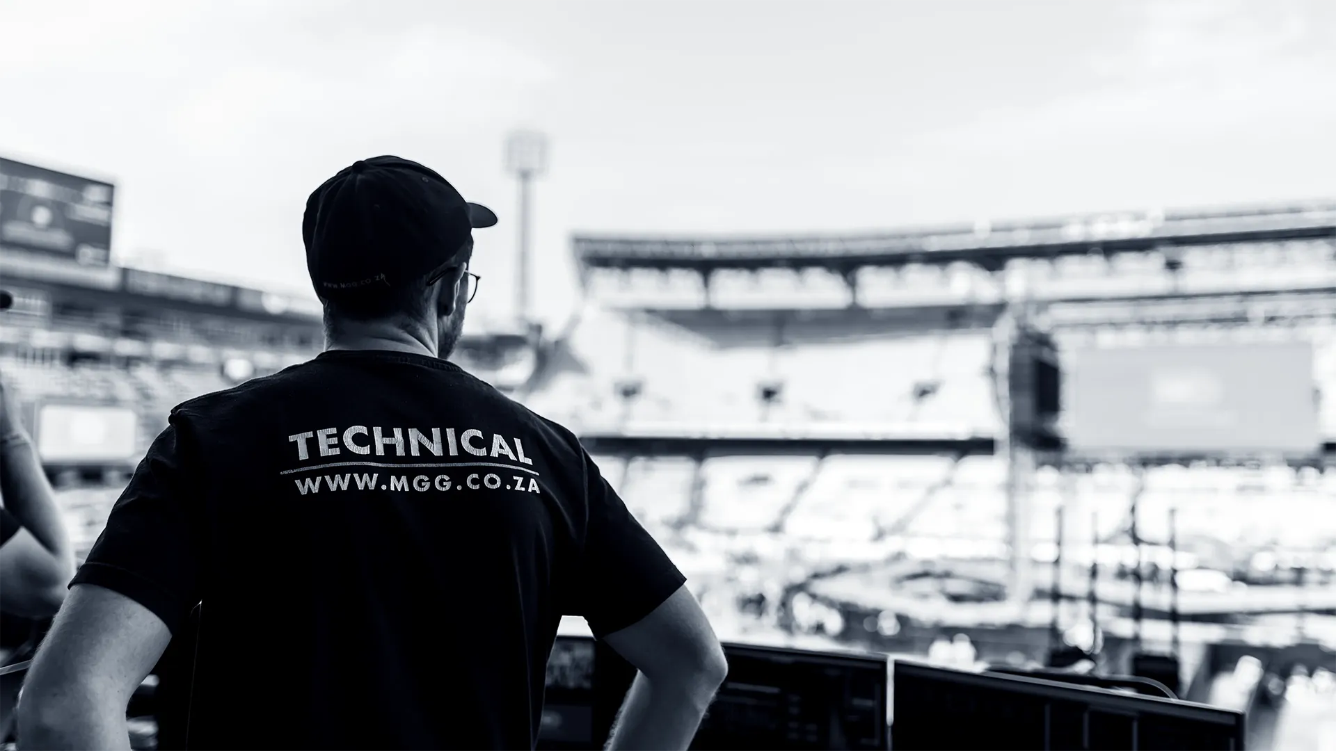 086   072   MGG 8 {Index} - MGG Event Production Portfolio